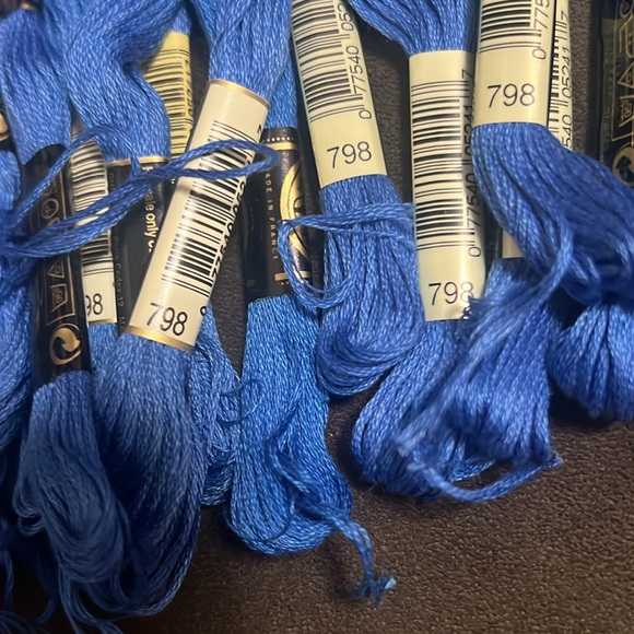COPY - DMC Embroidery Floss-50 Skeins piece 8.7 yd each 100% Cotton 8 Meters ea… - Picture 6 of 7